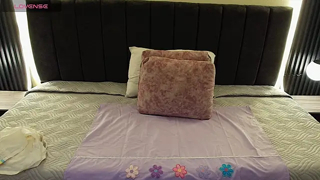 MoriahStorm online show from 04/20/26, 12:41