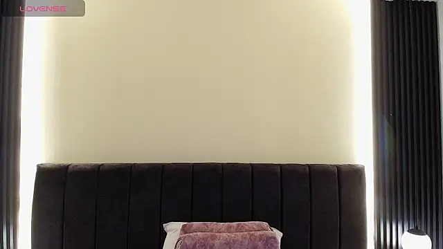 MoriahStorm online show from 04/21/26, 12:33