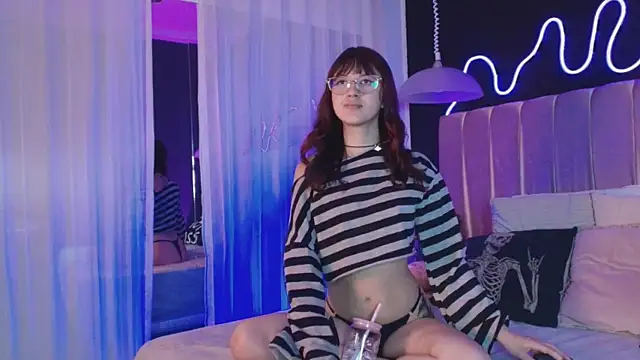 alixx von d online show from 03/27/26, 11:32