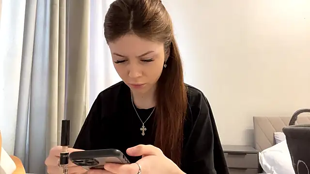 adelecloud online show from 03/06/26, 08:33