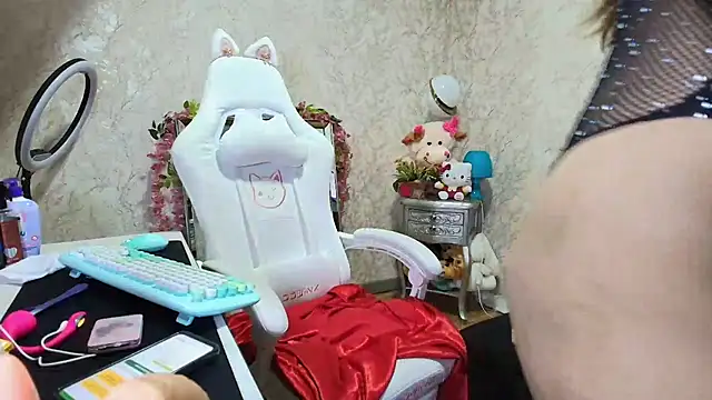 SelinaRussell online show from 06/03/26, 01:19