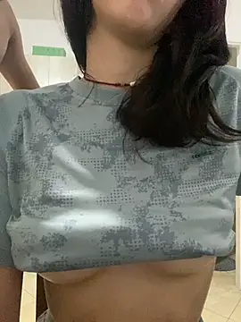 tuputa420 online show from 04/01/26, 03:18