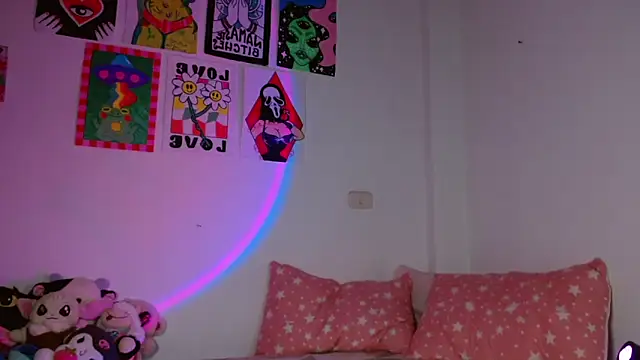 chloe roxy online show from 04/23/26, 03:30