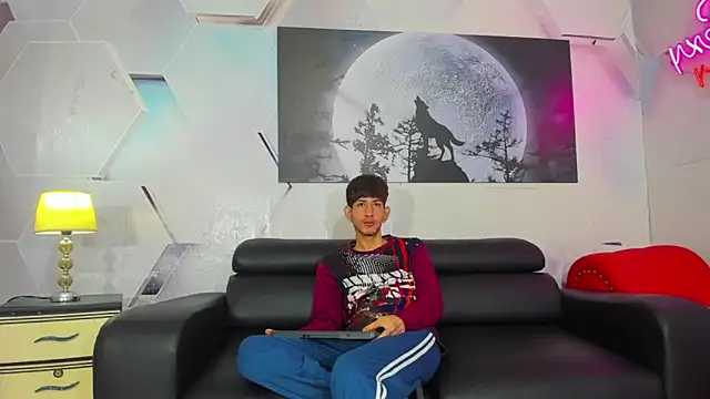 Spicy guys online show from 04/16/26, 01:12