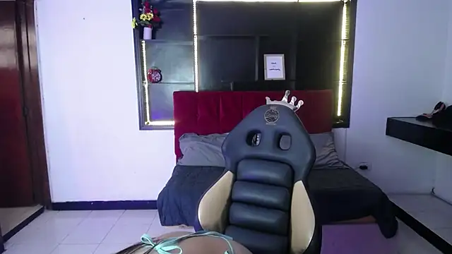 Sweett liia  online show from 04/07/26, 07:47