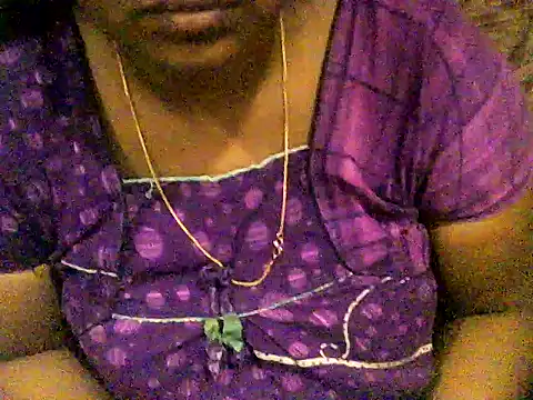 Snapshot of Angel_honeybear_143 chatting on 02/21/26, 07:15 Angel honeybear 143 online show from 02/21/26, 07:15