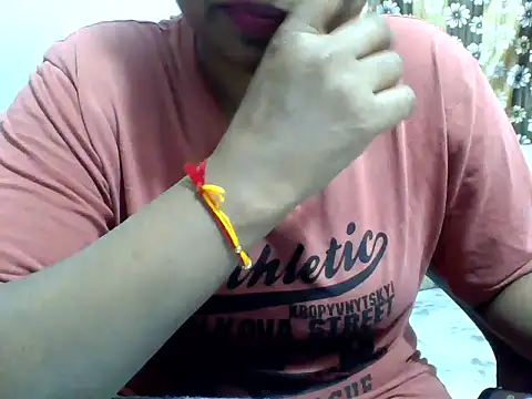 Snapshot of Angel_honeybear_143 chatting on 03/10/26, 04:01 Angel honeybear 143 online show from 03/10/26, 04:01