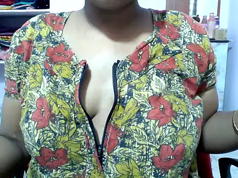 Snapshot of Angel_honeybear_143 chatting on 06/25/26, 07:07 Angel honeybear 143 online show from 06/25/26, 07:07