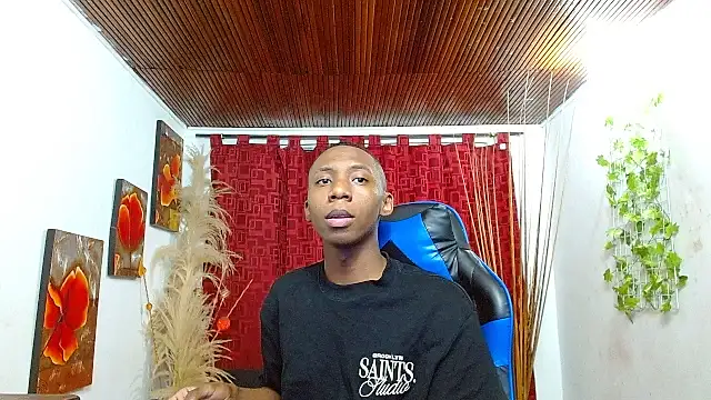 milo018 online show from 03/03/26, 07:53