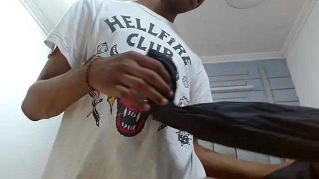 Santiago Ortiz  online show from 03/06/26, 01:40