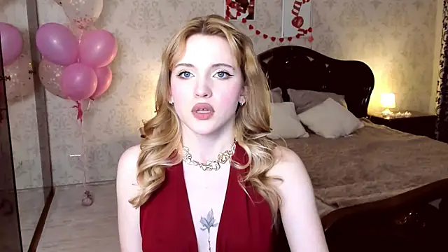 CarryParker online show from 03/03/26, 07:42