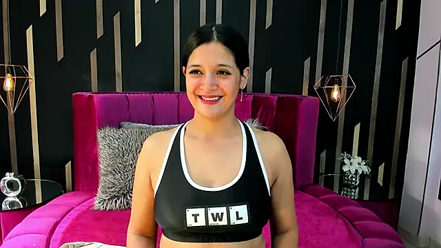 Kendal Lane online show from 04/06/26, 07:48