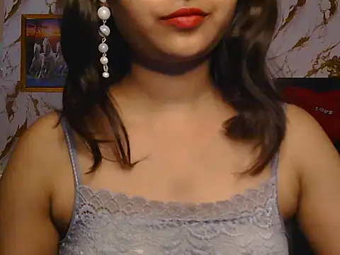 sassy slut 69 online show from 06/03/26, 05:10