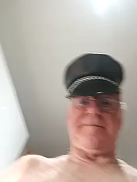 olivbisoumis online show from 04/16/26, 05:08