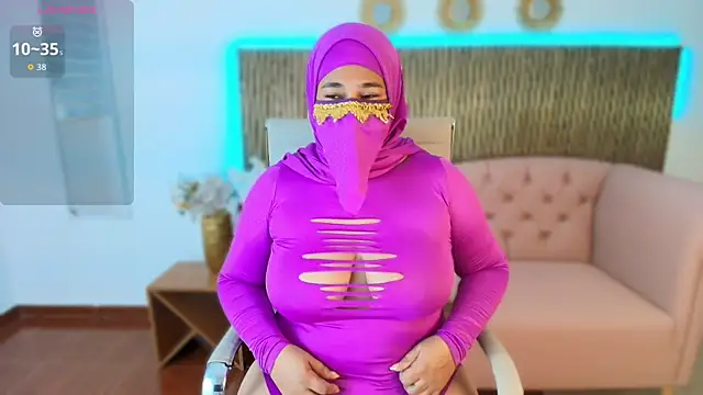 Nadia Privee online show from 02/28/26, 06:09