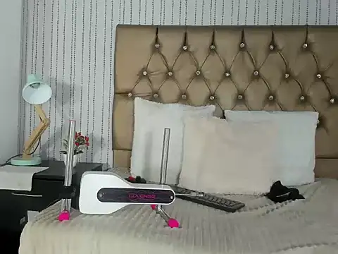 hanna luciana online show from 05/25/26, 03:29