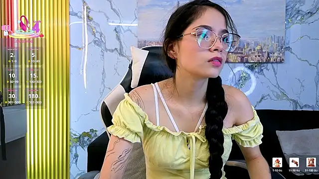 Snapshot of Carolina_pm chatting on 06/16/26, 11:51 Carolina pm online show from 06/16/26, 11:51