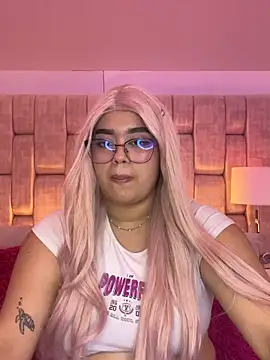 AnniJones online show from 04/11/26, 08:18