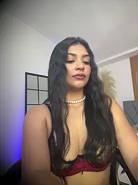 sara stormy online show from 04/18/26, 07:07