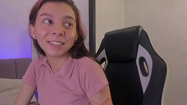 MelLove  online show from 02/18/26, 09:00