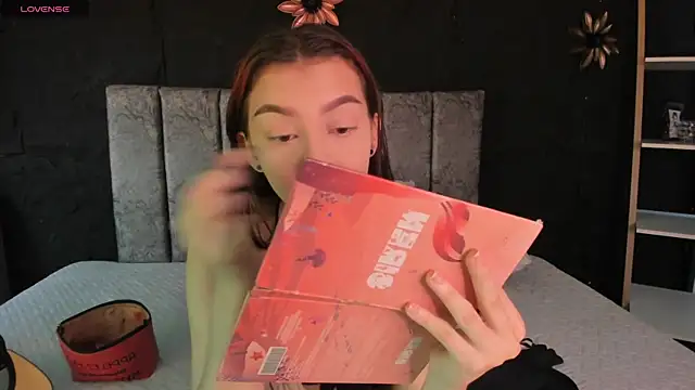 MelLove  online show from 03/06/26, 09:44