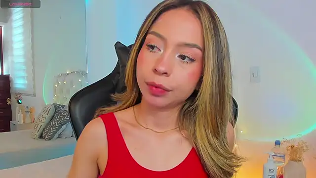 Snapshot of LuuluBerry chatting on 02/28/26, 03:02 LuuluBerry online show from 02/28/26, 03:02