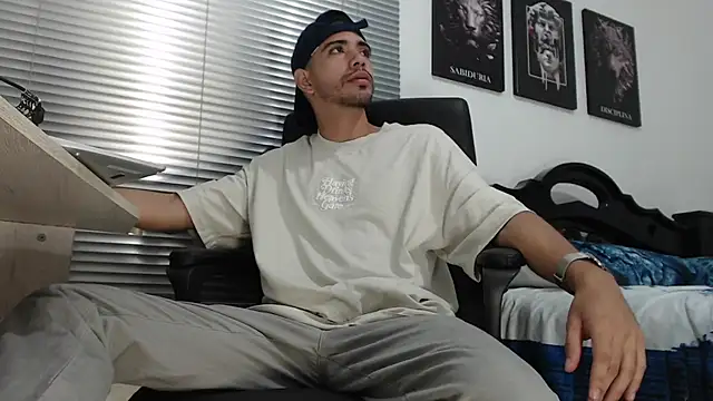 Kratoswolf online show from 02/23/26, 04:59