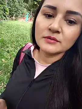 yissela92 online show from 02/23/26, 07:11