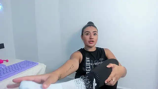 MiaFox mml online show from 03/04/26, 08:26