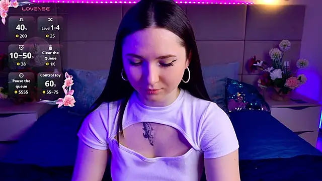 Tiny BunnyX online show from 03/10/26, 06:18