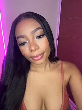 MiaDiamod online show from 06/19/26, 03:44