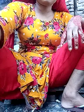 BreezySexyGirl69 online show from 04/19/26, 05:51