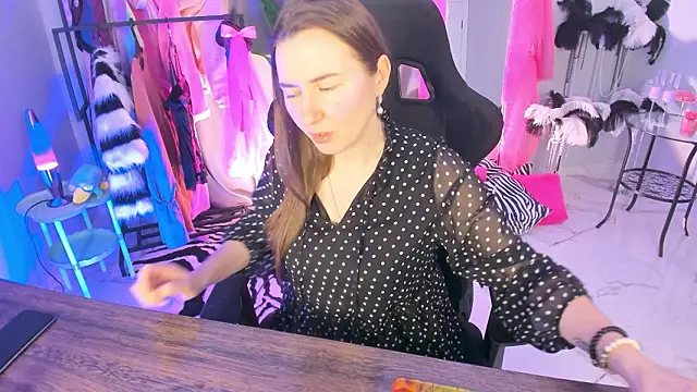 Golden Dragon online show from 03/29/26, 08:36