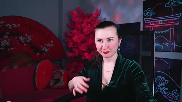 Golden Dragon online show from 04/15/26, 08:54