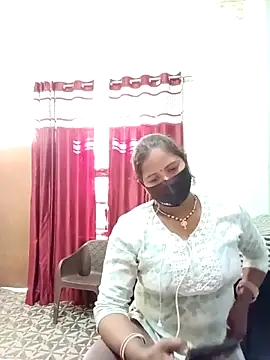 Seema hot online show from 02/19/26, 09:49