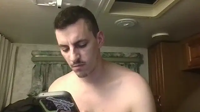 luverrboyy online show from 06/10/26, 04:34