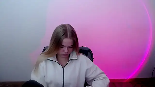 FoxiLana online show from 03/06/26, 08:44