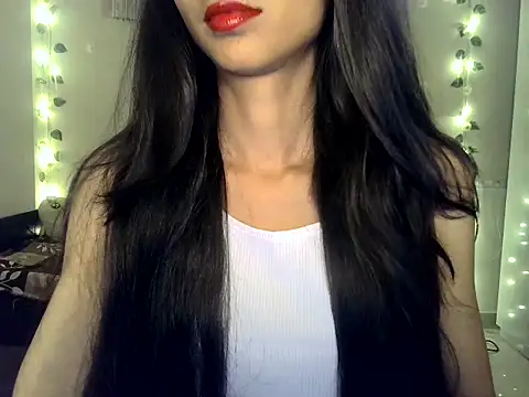 SIKSHA SINGH online show from 03/24/26, 06:46