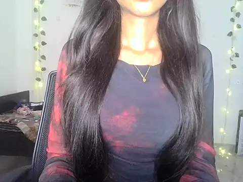 Snapshot of SIKSHA_SINGH chatting on 07/26/26, 07:10 SIKSHA SINGH online show from 07/26/26, 07:10