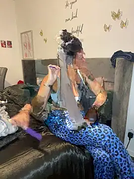 Destinylovex online show from 03/23/26, 08:02