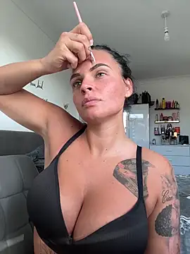 Destinylovex online show from 04/18/26, 07:56