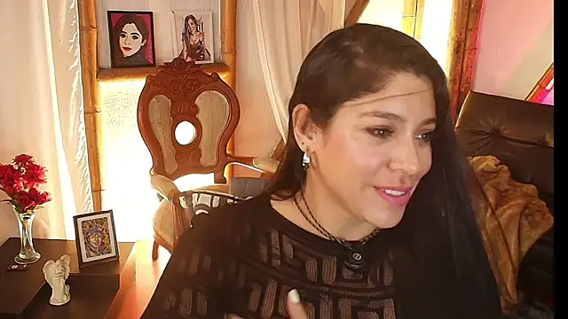 Snapshot of sofia_diaz08 chatting on 06/16/26, 08:33 sofia diaz08 online show from 06/16/26, 08:33