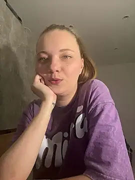 DistrictGirl online show from 03/29/26, 08:31