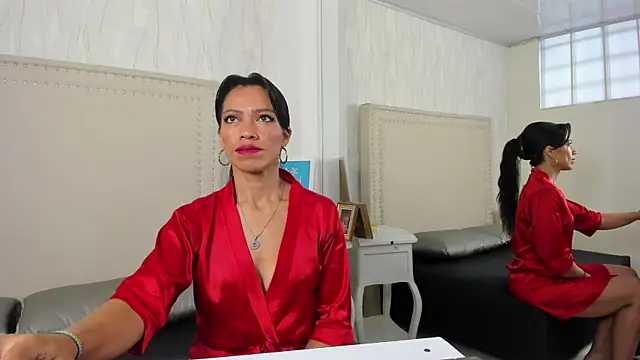 Snapshot of FernandaAvilax chatting on 05/17/26, 06:37 FernandaAvilax online show from 05/17/26, 06:37