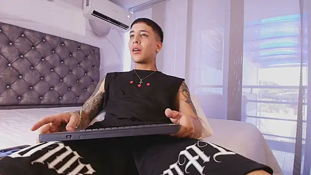 PapiLucca online show from 03/03/26, 07:31