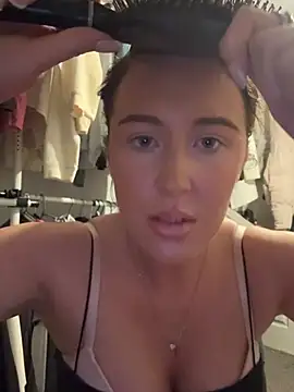 PinkVelvetx online show from 03/04/26, 07:31