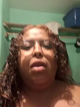 Snapshot of kittxxx chatting on 03/13/26, 03:24 kittxxx online show from 03/13/26, 03:24