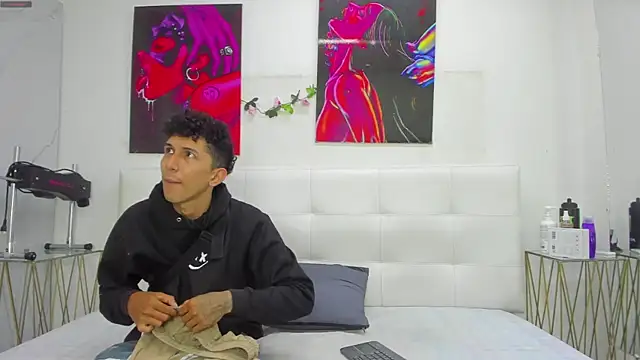 ahsly78Bryan online show from 03/30/26, 08:32