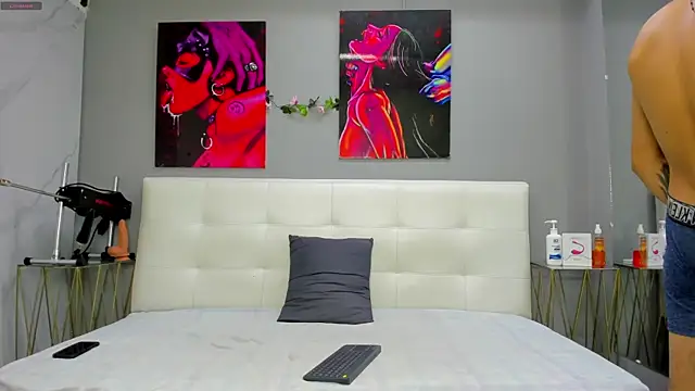 ahsly78Bryan online show from 04/20/26, 09:05