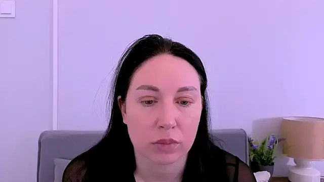 MiaFair online show from 05/13/26, 03:20